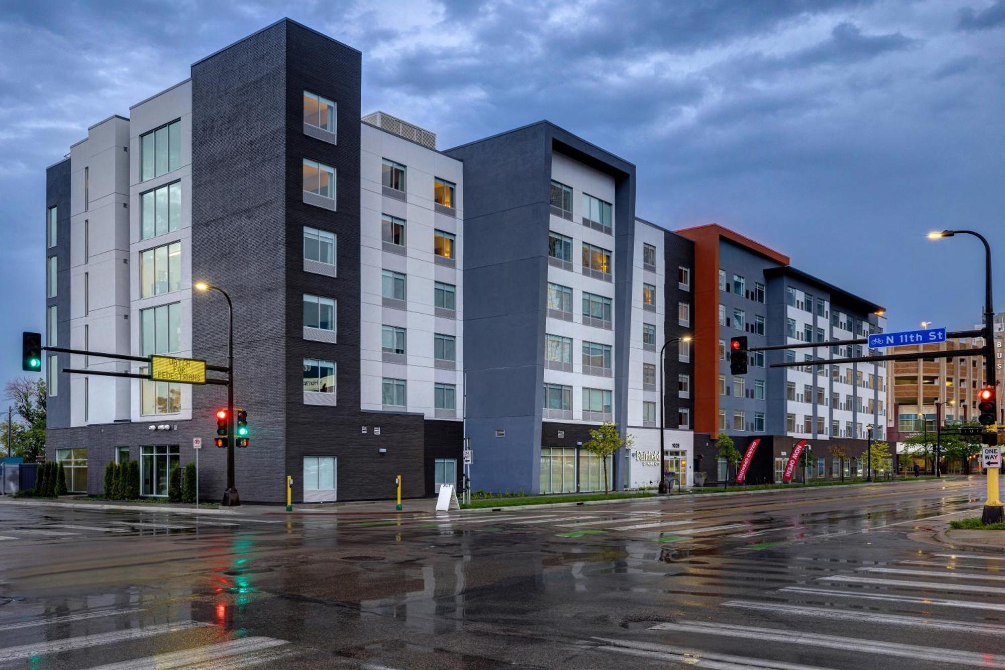 Fairfield By Marriott Inn & Suites Minneapolis Downtown المظهر الخارجي الصورة